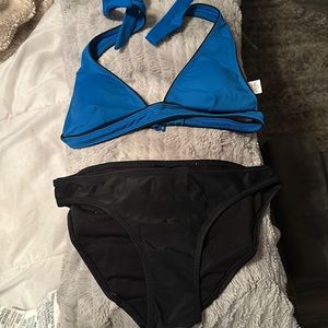 Old Navy, extra small blue and black bikini